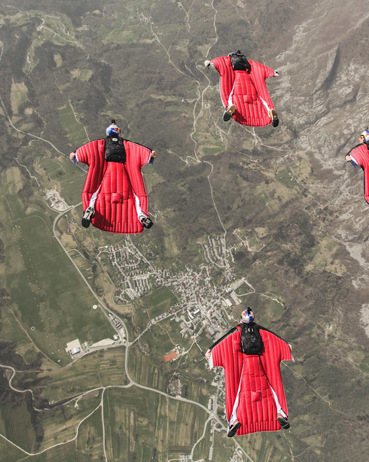 Freefly Base Soul Flyers Freefall From 1 000m