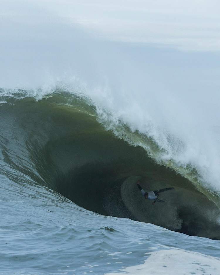 Red Bull Cape Fear 21 Surf Olas Grandes Teaser