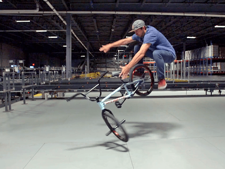 BMXフラットランドとは？：プロライダーが教える超初心者用基礎知識