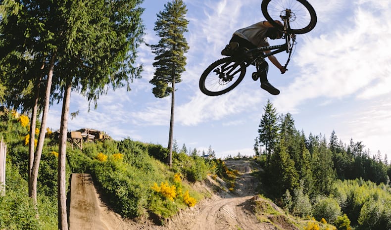 Motive Mountain Bike Movie Full Film Video
