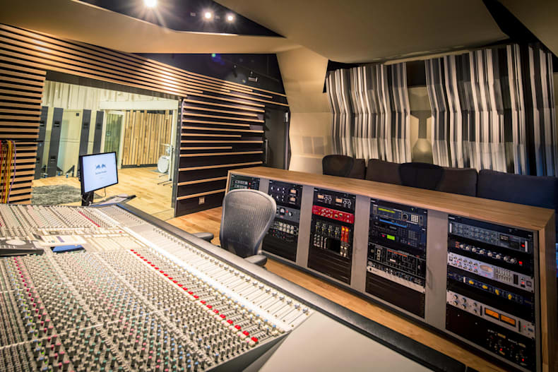 レコーディング スタジオ Red Bull Studios Tokyo がオープン Music