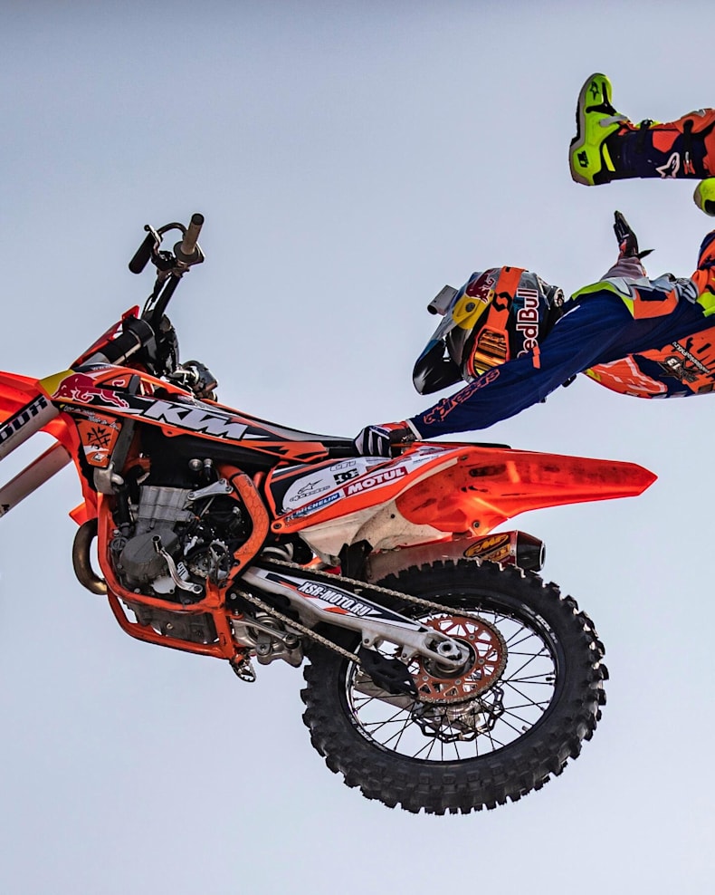 Camille Chapeliere Motocross Bio Palmares News El red bull flugtagl 2016 presentó 40 diseños increíbles que desafiaron las leyes de la aerodinámica en la playa agua dulce, chorrillos. camille chapeliere motocross bio