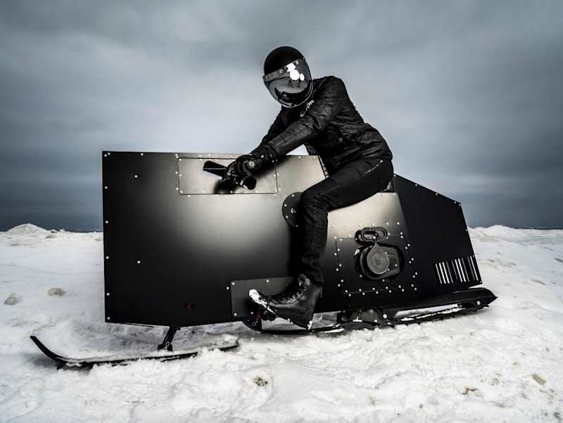 2016.05.12 | これぞニューブラック！ 未来を担う漆黒のスノービークル！ | Snow