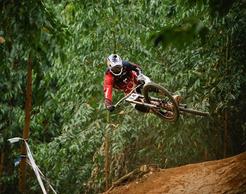 Mountain bike shop clip