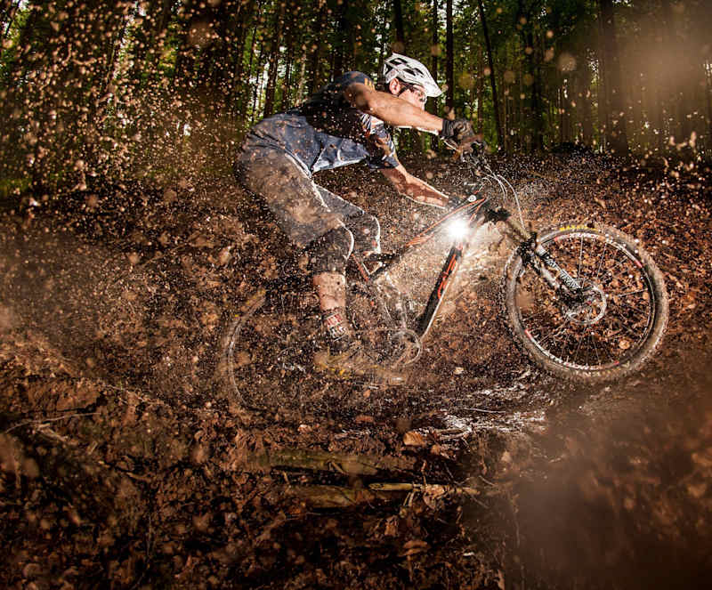 Top downhill mountain bikers outlet