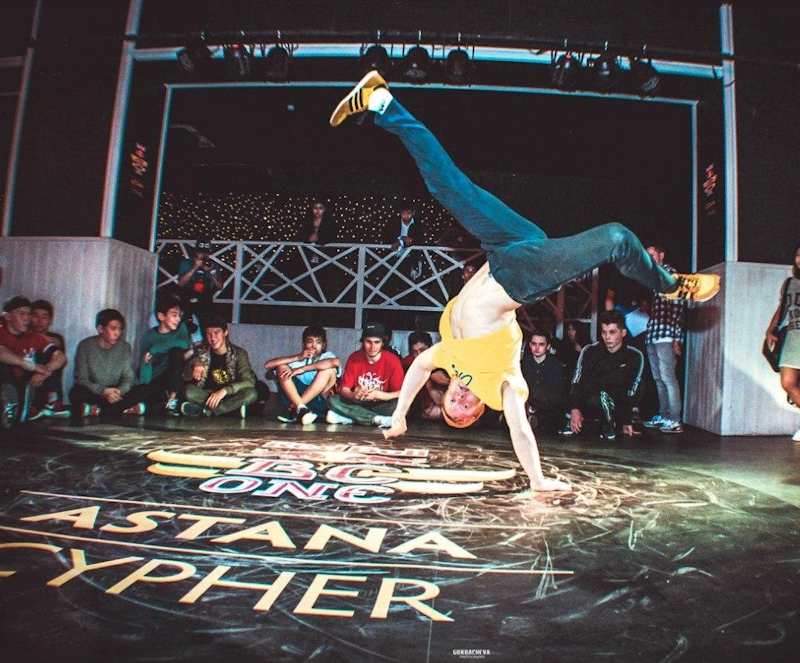 Толық бейнелі порно сәбилер