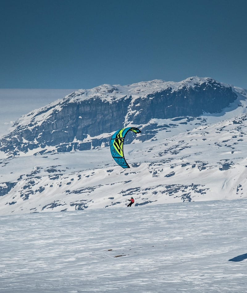 Snow shop kite surfing