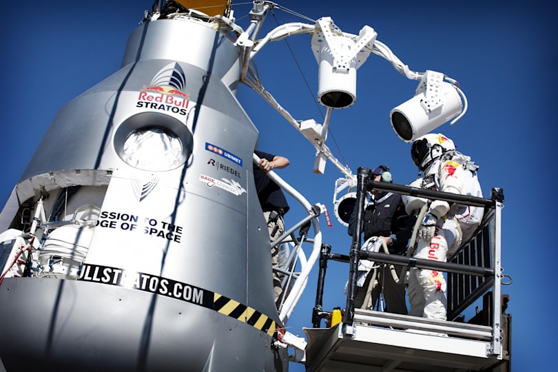 Red Bull Stratos Technical Equipment All The Details