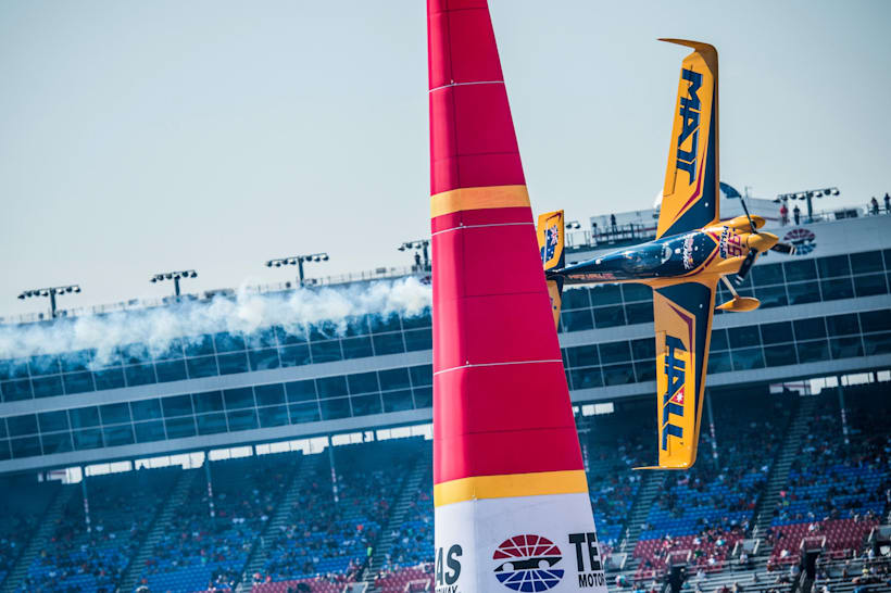 16年red Bull Air Race特技飞行大赛赛程公布