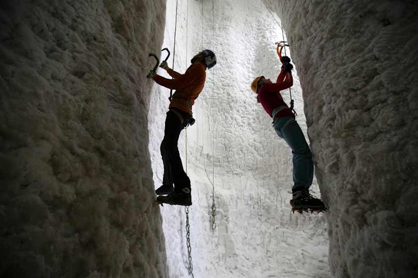 16 4 18 思わず登りたくなる世界の珍クライミングスポット ベスト9 Adventure