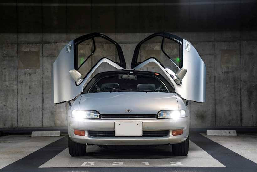 平成クラシックスvol 03 ガルウィング搭載の大衆車 異端の国産スーパーカー トヨタ セラ