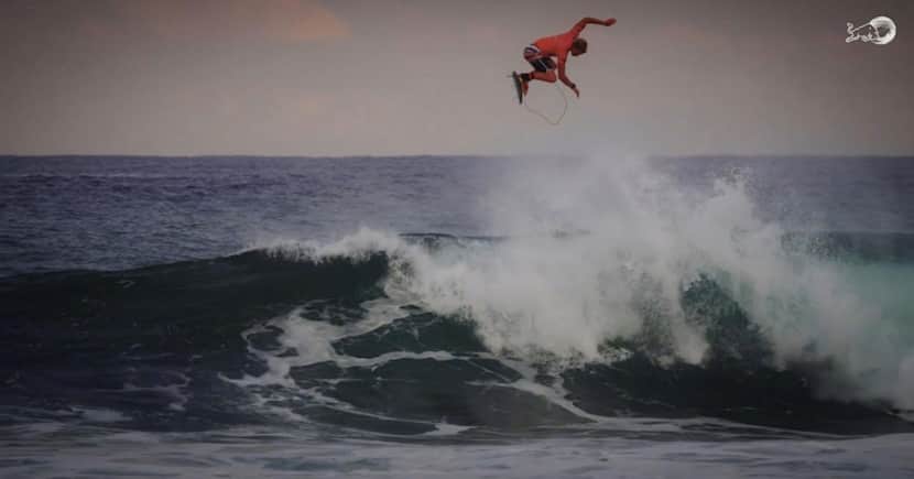How to do an alley-oop in surfing