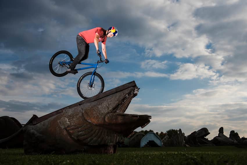 Kenny belaey red bull store