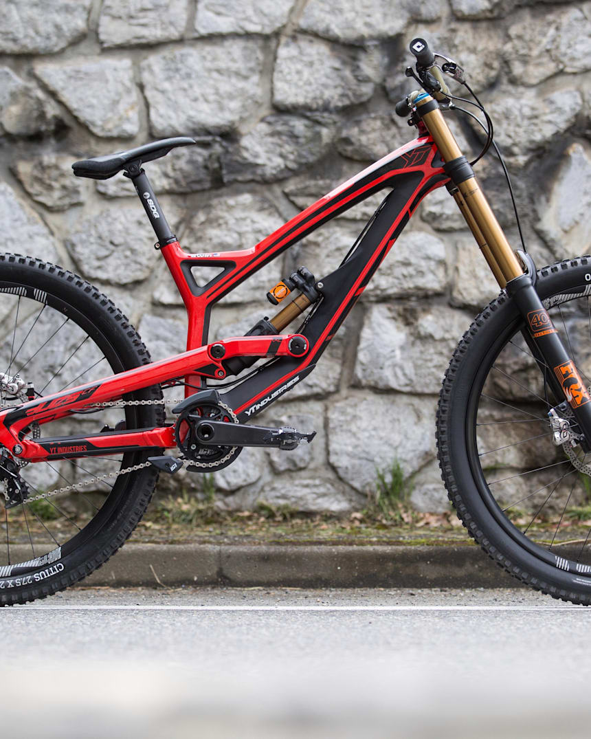 yt bike downhill