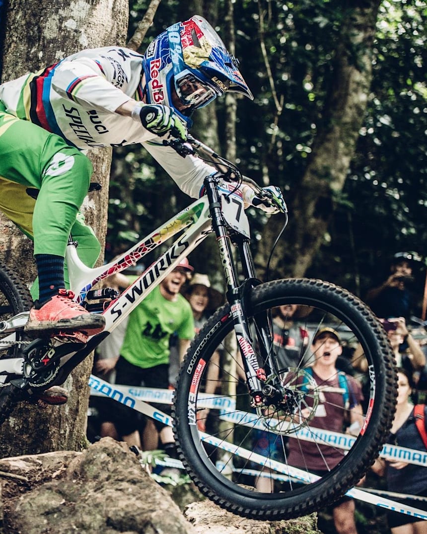 Loic Bruni 5 Videos Du Champion Du Monde De Vtt Dh