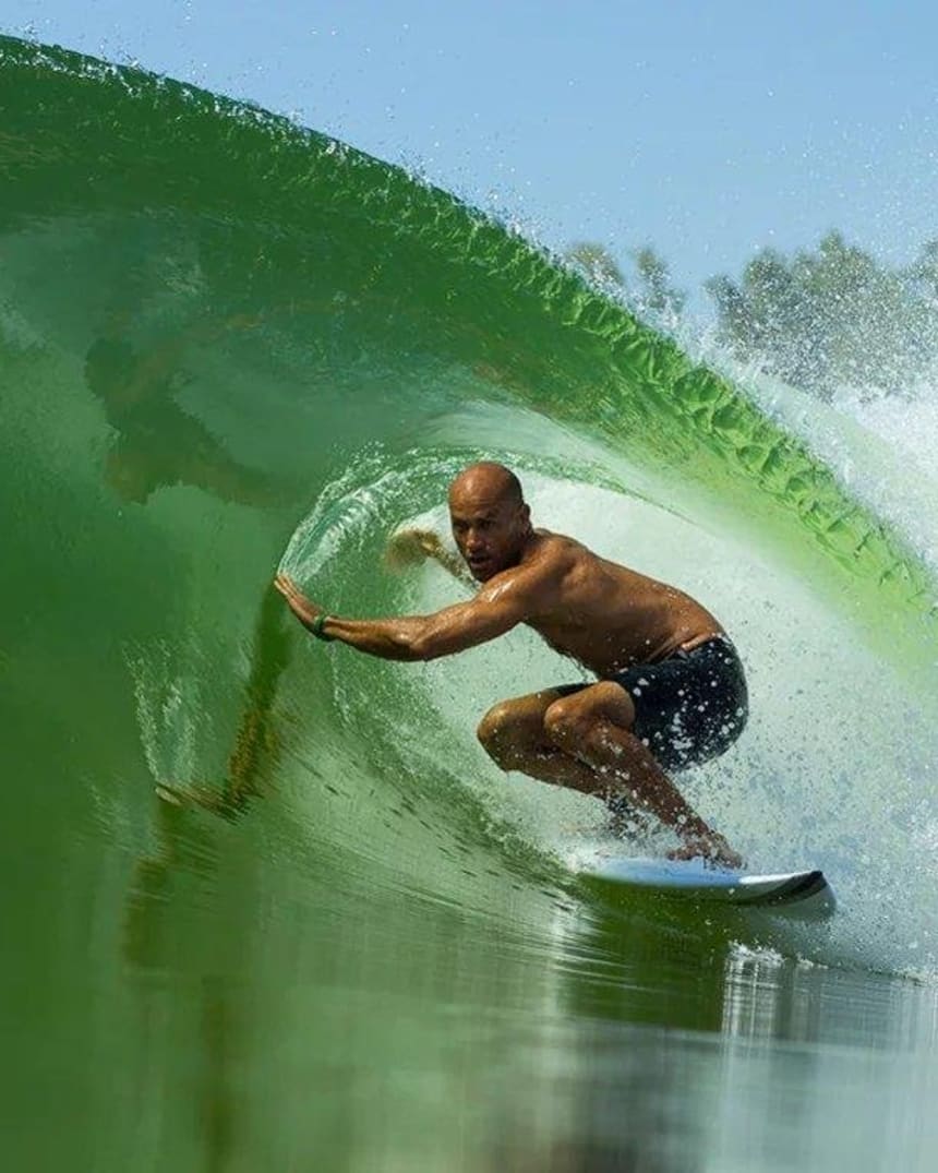 Kelly Slater Wave Pool Action With The Surf Stars