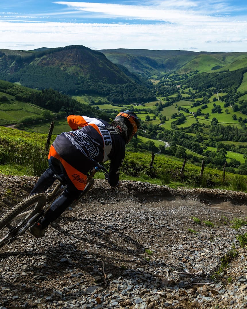 revolution bike park llangynog