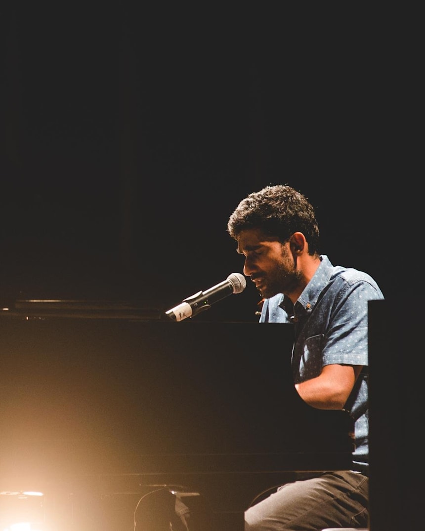 Taking It Easy With Prateek Kuhad Kasoor lyrics by prateek kuhad is latest hindi song sung and written by prateek kuhad and music of this new song is mastered by robin schmidt while video is directed by dar gai. taking it easy with prateek kuhad