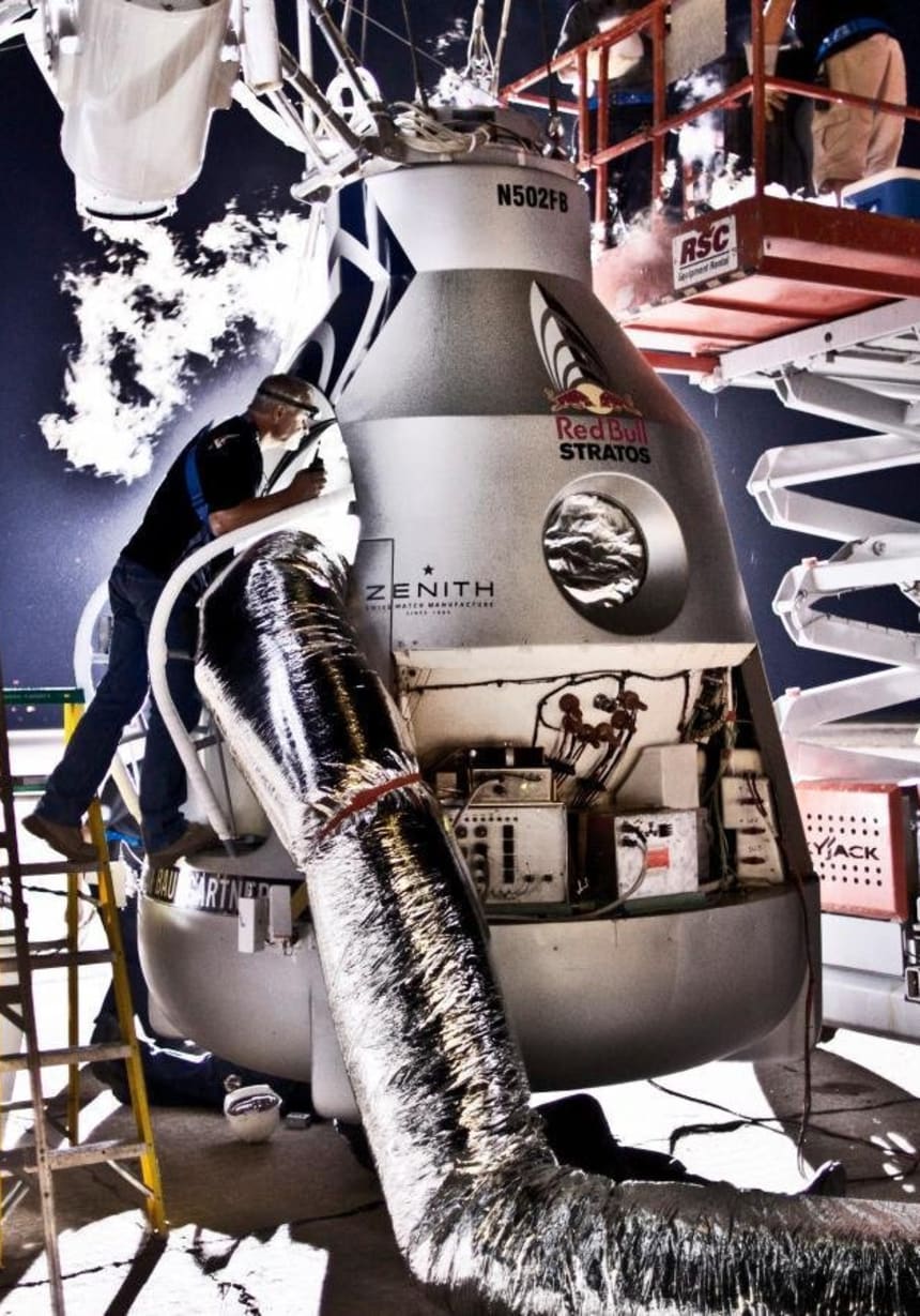 Red Bull Stratos Capsule Set For Take Off