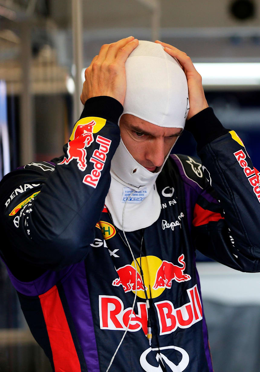 Video Webber Gets Suited And Booted