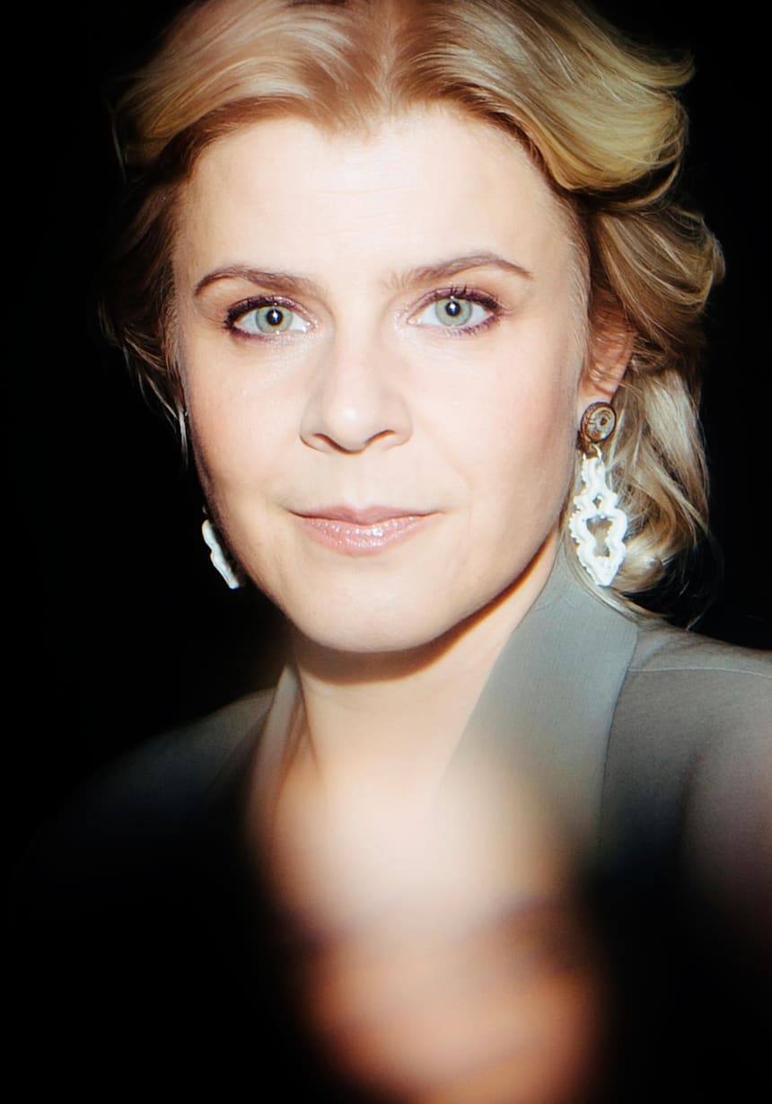 Robyn Swedish Pop Star Talks Music Technology Video