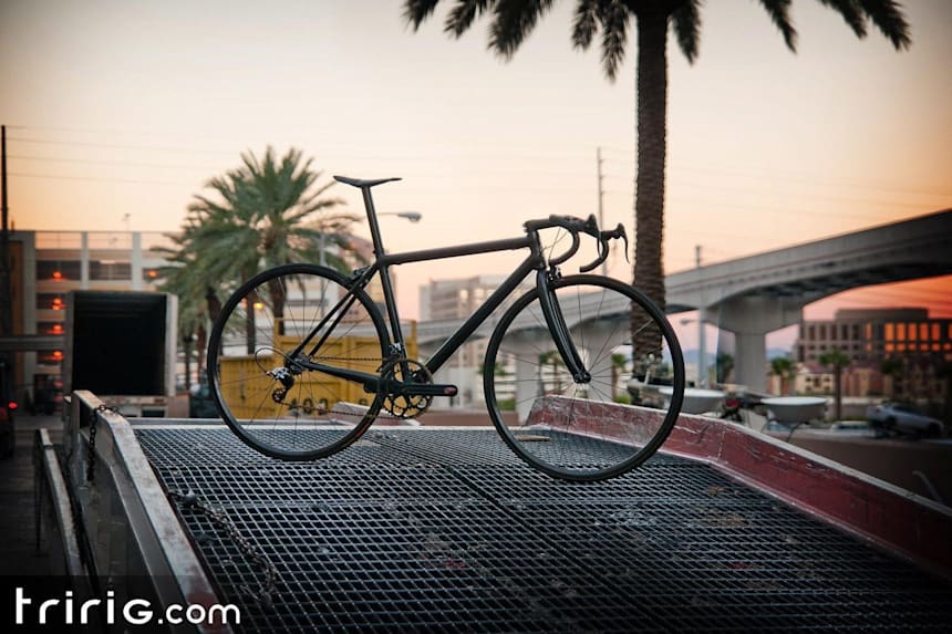 Velo De Route Le Plus Leger Du Monde Ax Lightness