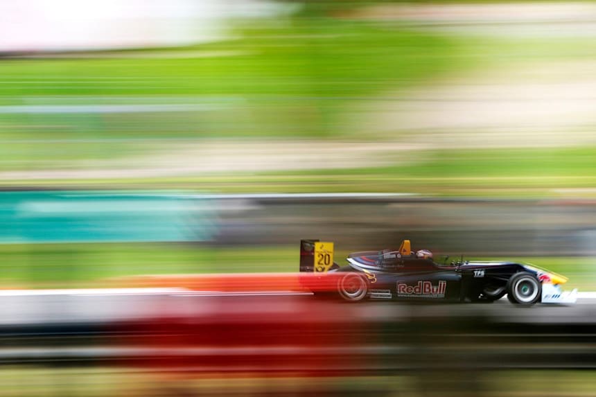 g force f1