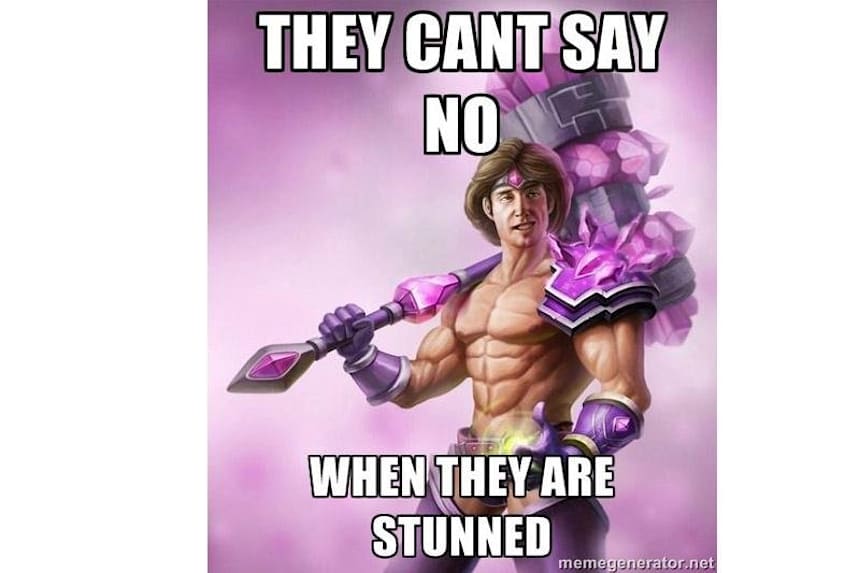 Pin De Narkia Kl Em Fun Lol Pic Em 2020 League Of Legends Memes
