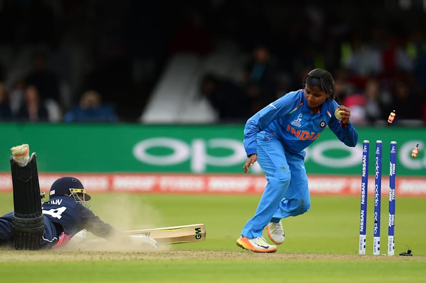 Zing Cricket Wicket Led Lights In Stumps Bails
