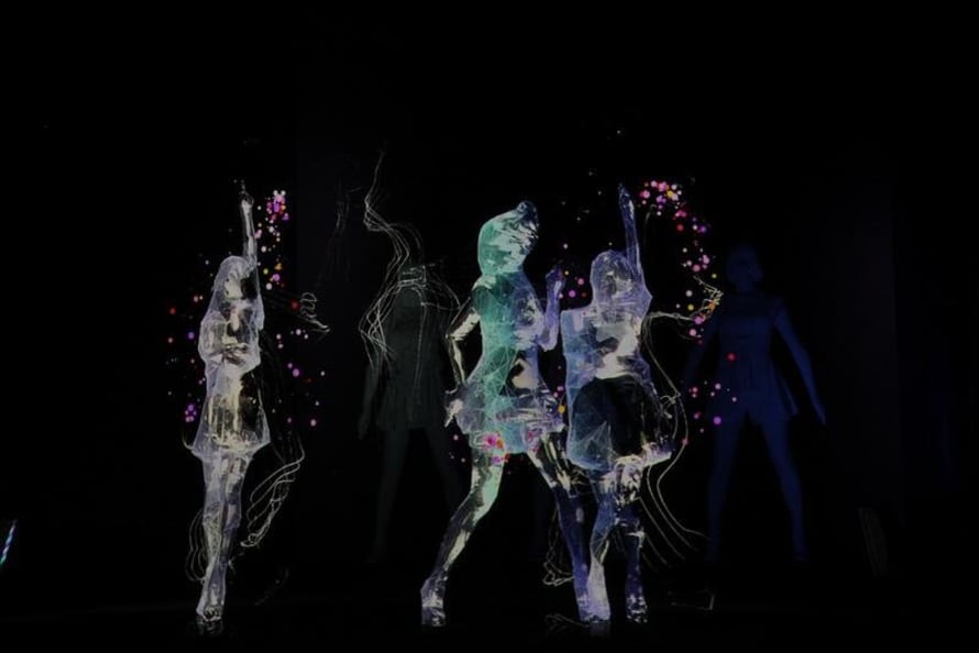 とにかくかっこいいので必見 ライゾマティクス Inspired By Perfume とにかくかっこいいので必見 ライゾマティクス Inspired By Perfume