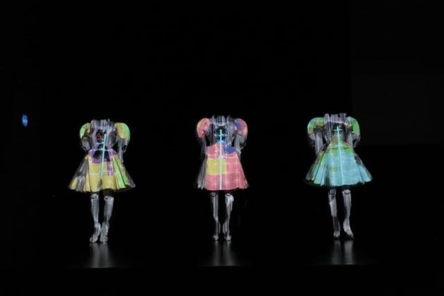 とにかくかっこいいので必見 ライゾマティクス Inspired By Perfume とにかくかっこいいので必見 ライゾマティクス Inspired By Perfume
