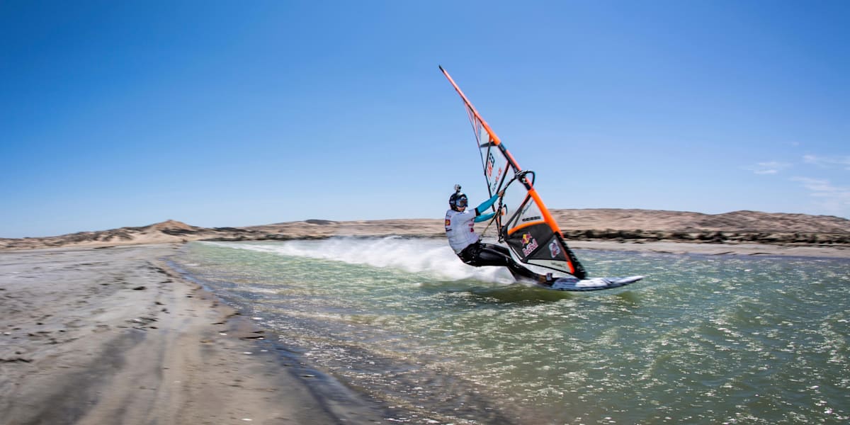 Lena Erdil goes for the windsurfing speed record