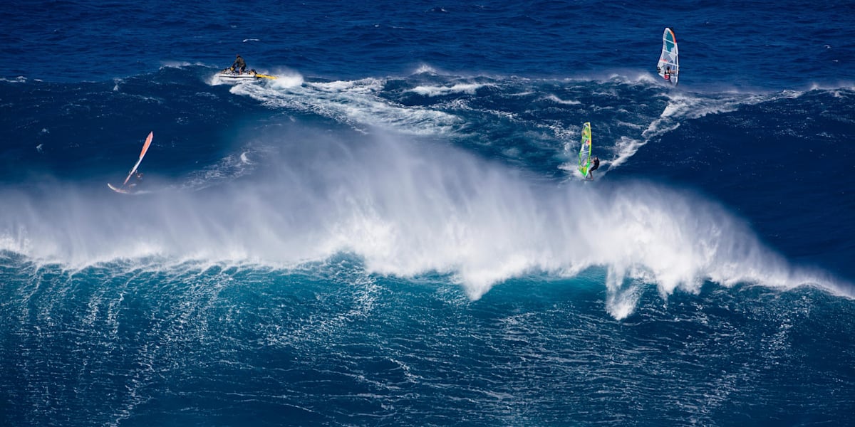 Katie McAnena first woman to windsurf Jaws