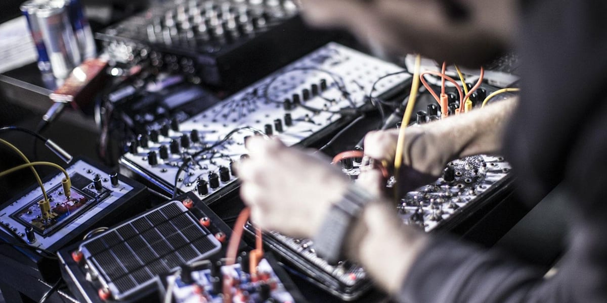 Getting plugged in at the RBMA Synth Lab