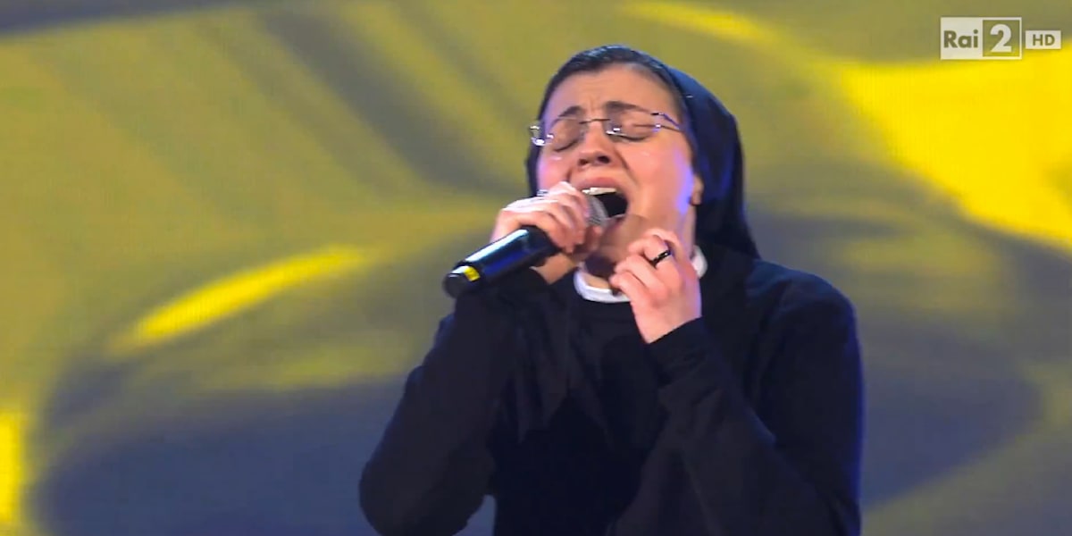 Nun Shocks Judges on 'The Voice' Italy