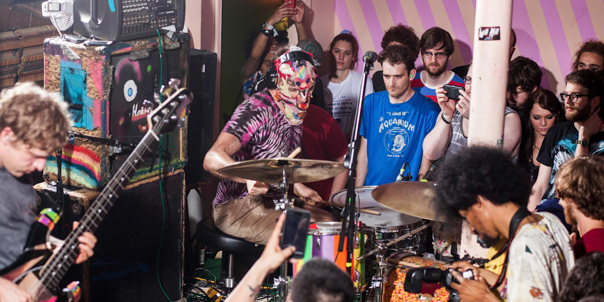 Noise Rock Duo Lightning Bolt Explodes in Atlanta