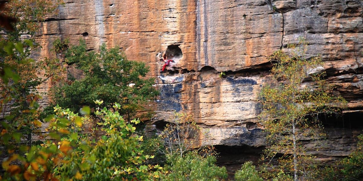 Sasha DiGiulian climbs Red River at Rocktoberfest