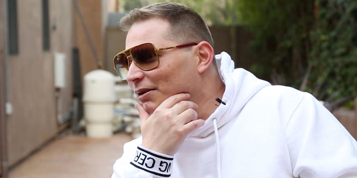 Exclusive!! Scott Storch gives directions on how to load his