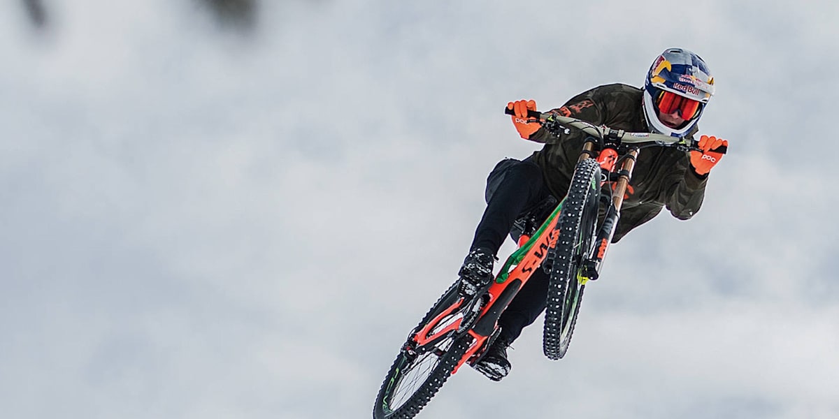 Fabiolous Escape 2 behind the scenes MTB video