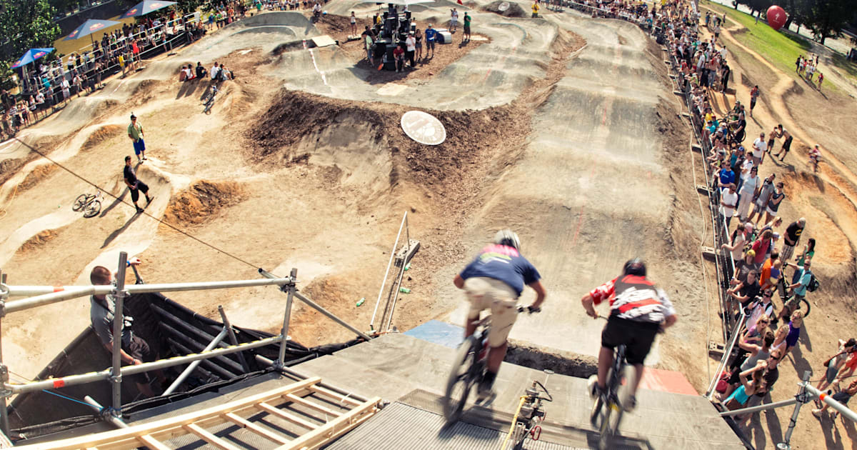 Awesome Videos 2012 #27: Pump Riders