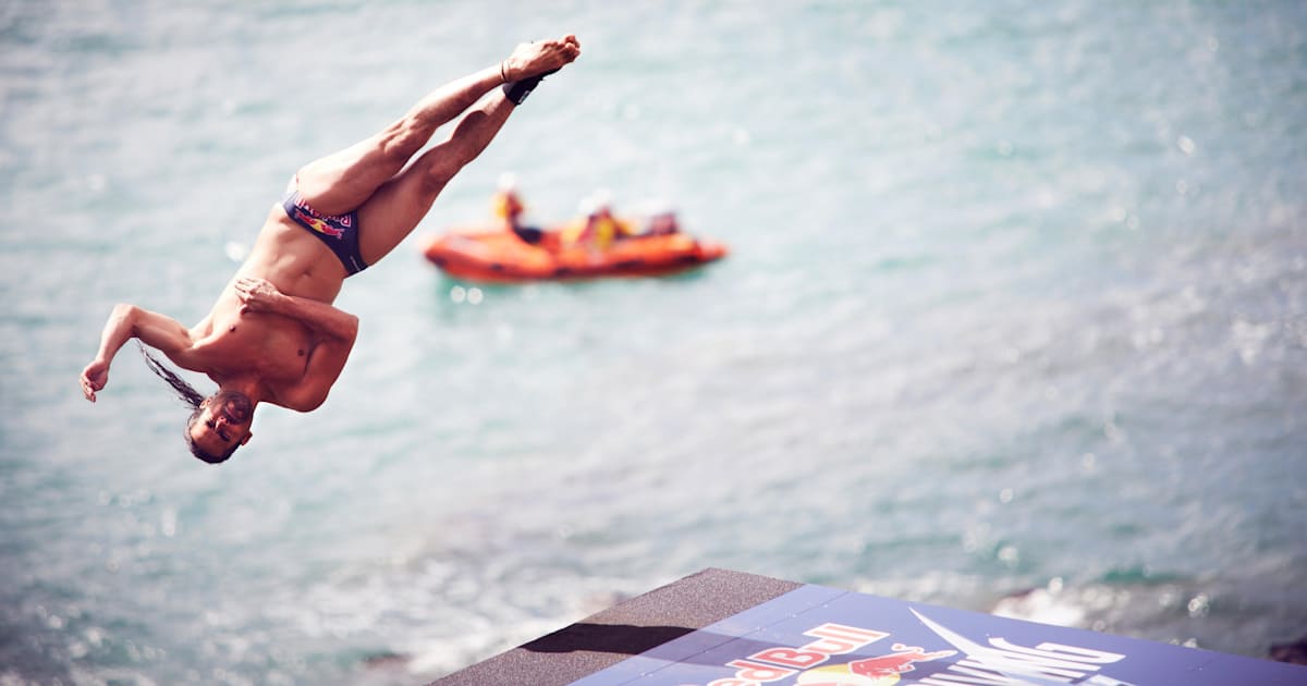 Red Bull Cliff Diving Takes the Plunge in Wales