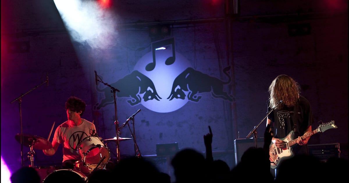 Listen Bass Drum of Death's 'Crawling After You'