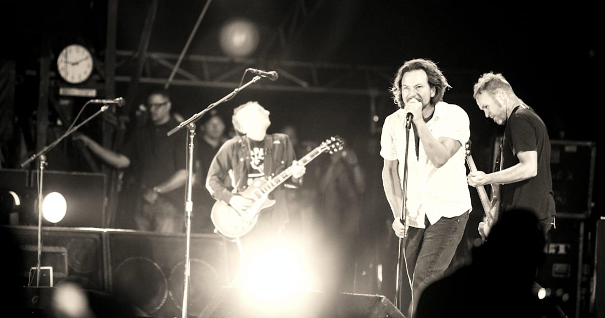 Pearl Jam: Ten - Guitar Recorded Versions