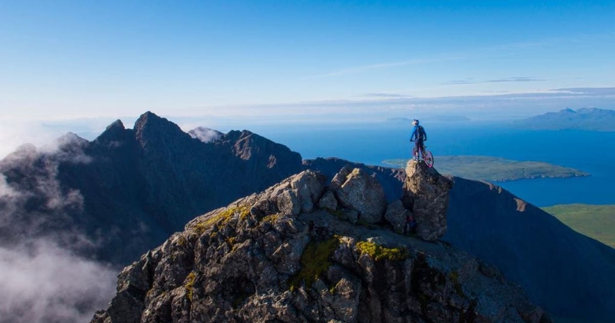 Danny macaskill riding the discount ridge