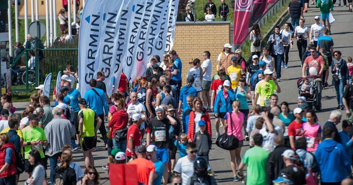 Uczestnicy Wings for Life World Run na zdjęciach