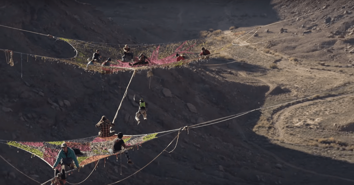 Salto base y Slackline en el desierto de Moab