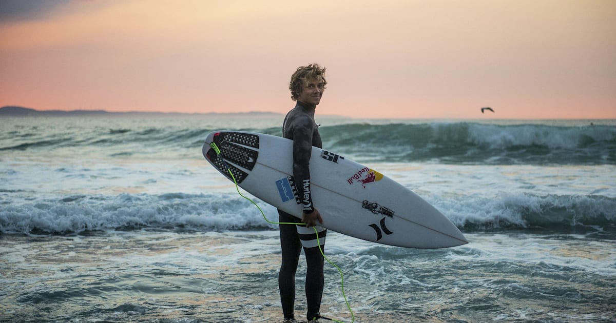 Julian wilson surfboard outlet