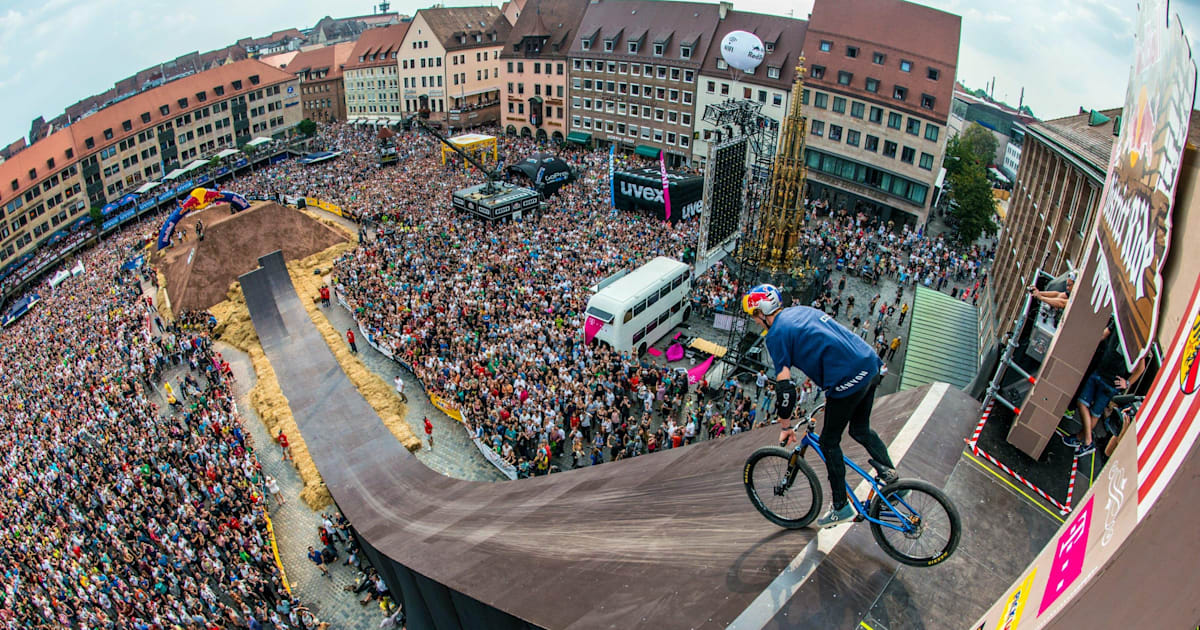 Red Bull District Ride Riders