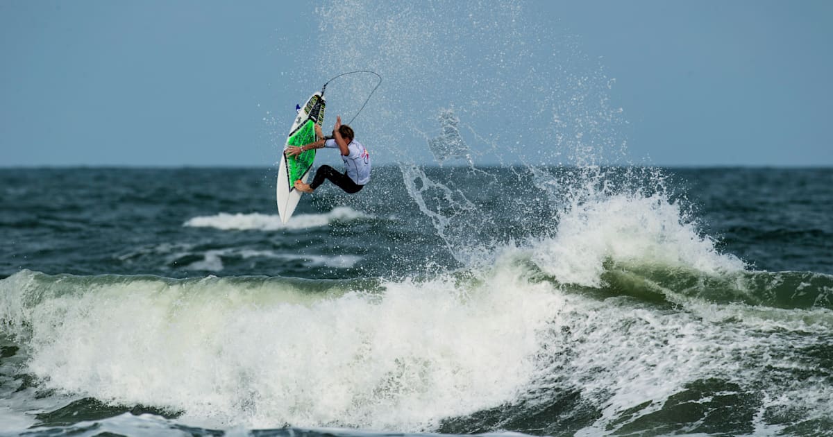 10 Best Surfing Spots In Florida