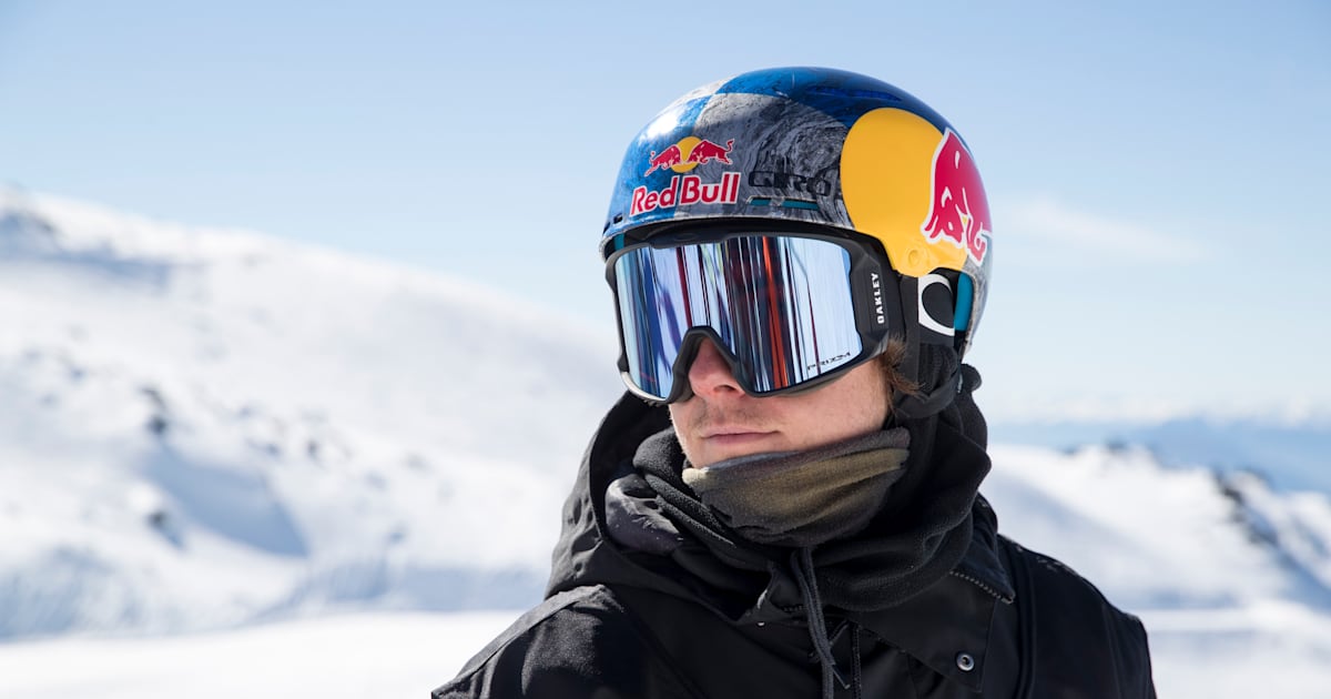 Snowboard helmets on new arrivals sale